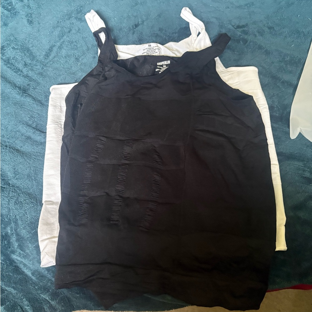 Black Sleeveless Top
